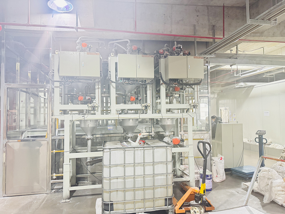 PVC metering mixing system