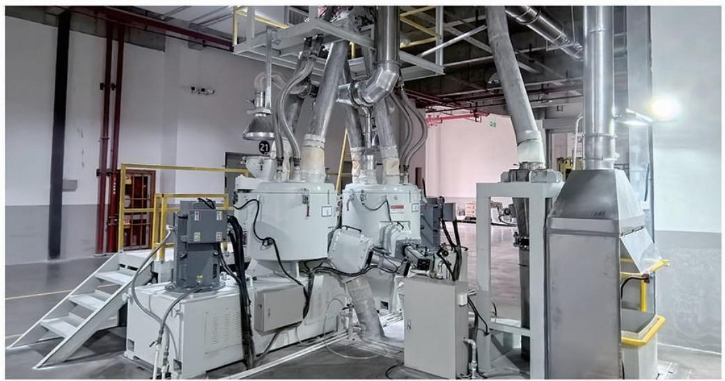 FULLYAUTOMATIC HIGH-SPEED MIXING COMPOUNDING SYSTEM